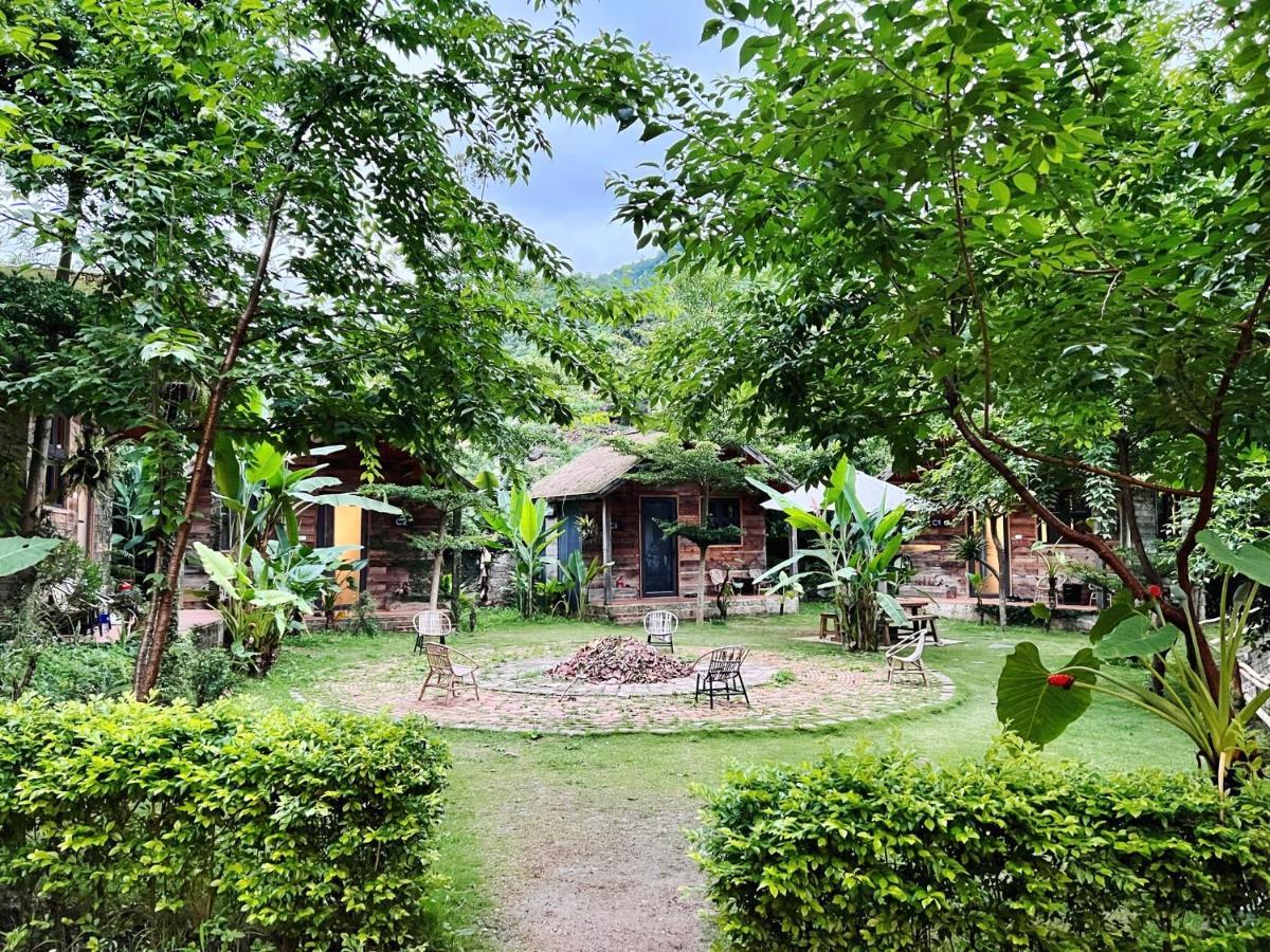 فندق House By Lake موك تشاو المظهر الخارجي الصورة
