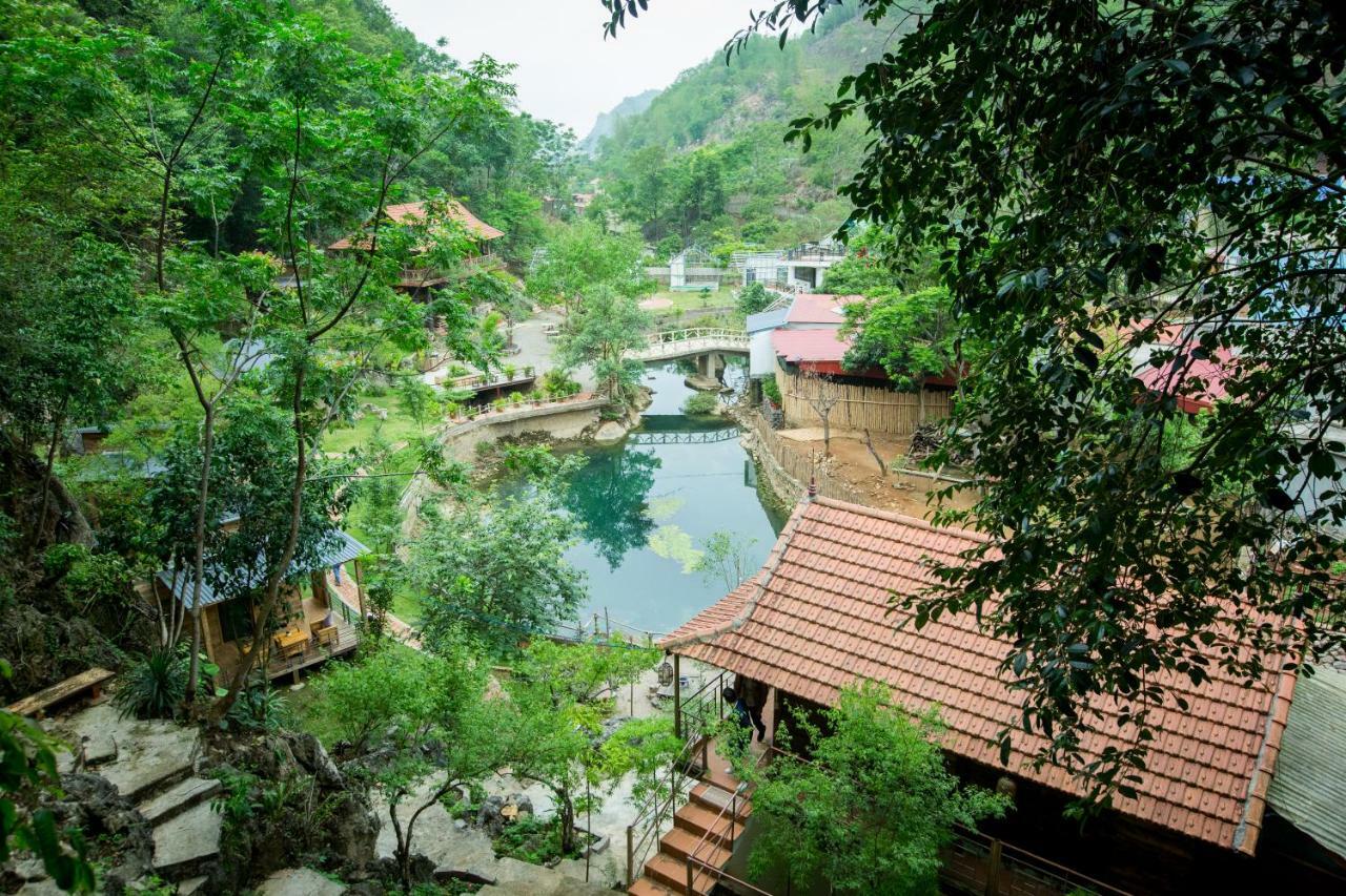 فندق House By Lake موك تشاو المظهر الخارجي الصورة