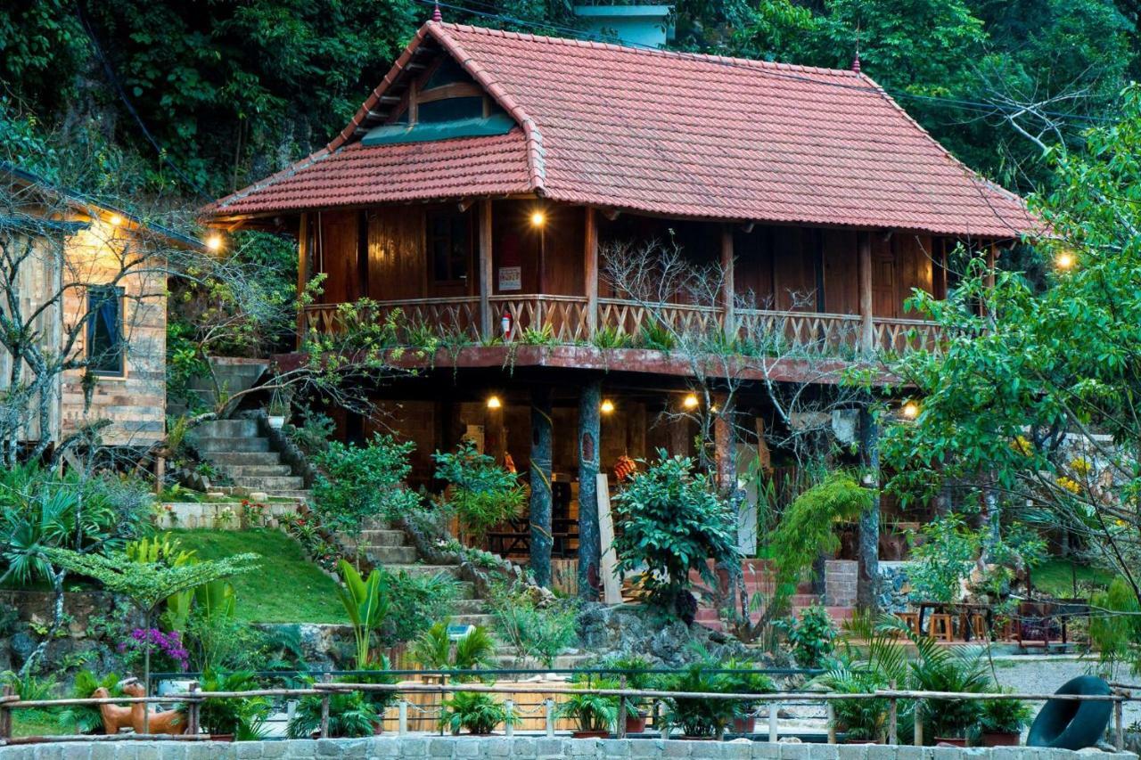 فندق House By Lake موك تشاو المظهر الخارجي الصورة